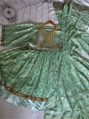 Afghan cherma dress